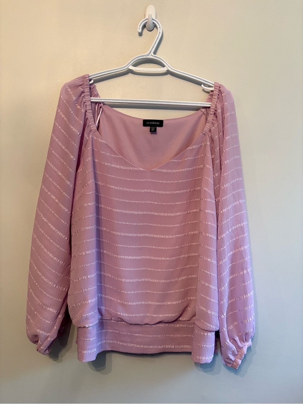 Le Chateau chiffon blouse smocked waist puff sleeve lined soft lilac textured LG